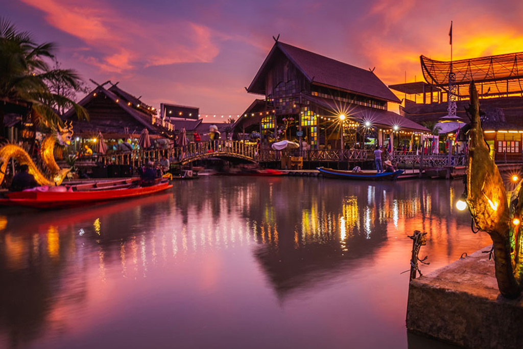 pattaya flooting market 2